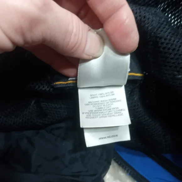 REI jacket sizeL petite - Picture 10 of 13
